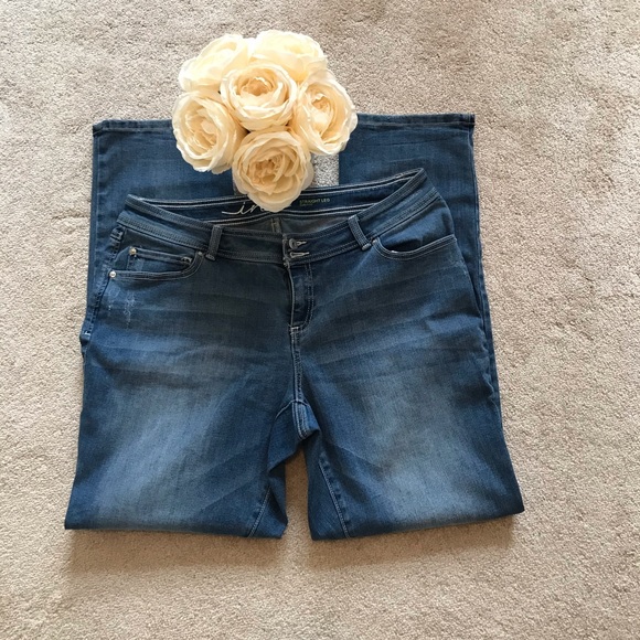 inc denim straight leg curvy fit